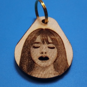 Pajzán kulcstartó. Tátika 1. Kedves női arc, egy kis csavarral. Férfiaknak kiváló ajándék. Persze, célzás nélkül. ;-) - táska & tok - kulcstartó & táskadísz - kulcstartó - Meska.hu