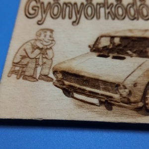 NE ZAVARJ! tábla, LADA 2101, zsiguli mintával. Vicces, humoros ajándék autósnak, ladásnak, veteránosnak, autó gyújtőnek. - esküvő - dekoráció - tábla & jelzés - Meska.hu