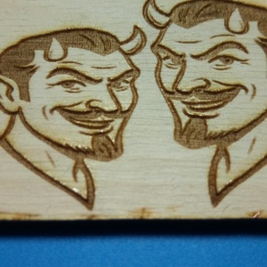 NE ZAVARJ! Pokolba veled! feliratú Netábla. Vicces ördöggel, pokoli humorral, kénköves gravírozással, vidám ajándéknak. - esküvő - dekoráció - tábla & jelzés - Meska.hu