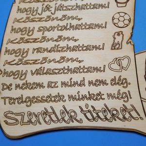 Szülőköszöntő pergamen. Esküvői ajándék falitábla, nyírfából. Apának, anyának szeretettel adható, emléktábla.  - esküvő - emlék & ajándék - szülőköszöntő ajándék - Meska.hu