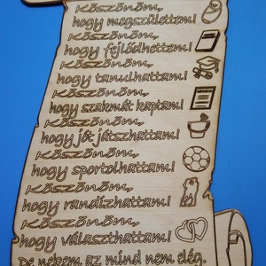 Esküvői Szülőköszöntő ajándék. Pergamen hatású, gravírozott, falra akasztható tábla. Esküvőre emlék szülőknek nevelőknek, Esküvő, Emlék & Ajándék, Szülőköszöntő ajándék, Gravírozás, pirográfia, MESKA