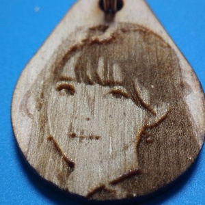 Szerelmi ajándék. Portré kulcstartó, szerelmed képével egyedileg elkészítve. (A minta női arc is megvásárolható.) 1, Táska & Tok, Kulcstartó & Táskadísz, Kulcstartó, Gravírozás, pirográfia, MESKA