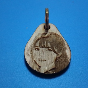 Szerelmi ajándék. Portré kulcstartó, szerelmed képével egyedileg elkészítve. (A minta női arc is megvásárolható.) 1 - táska & tok - kulcstartó & táskadísz - kulcstartó - Meska.hu