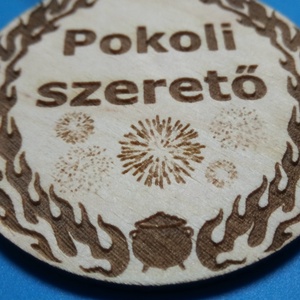 Humoros Valentin-napi medál, párod dícséretével. Egyedi ajándék szerelmednek, párodnak, szeretődnek.  Pokoli szerető - ékszer - nyaklánc - medálos nyaklánc - Meska.hu