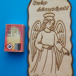 Húsvéti gyerek ajándék. Szép, gravírozott álomőrző. Őrangyal kép gyerekszobába, gyerekágy fölé, megnyugtatásnak, dísznek - otthon & életmód - dekoráció - kép & falikép - fából készült kép - Meska.hu