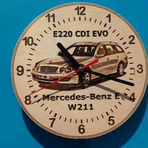 Mercedes E E220 CDI EVO W211 mintás falióra. Ajándékba: autó rajongónak, veteránosnak. - otthon & életmód - dekoráció - fali és függő dekoráció - falióra & óra - Meska.hu