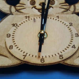 Húsvétra, húsvéti nyuszi falióra gyermeknek, gyerek szobába. - otthon & életmód - dekoráció - fali és függő dekoráció - falióra & óra - Meska.hu