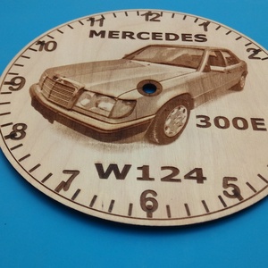 Mercedes W124 mintás falióra, Merci rajongóknak, veterán autósoknak. - otthon & életmód - dekoráció - fali és függő dekoráció - falióra & óra - Meska.hu