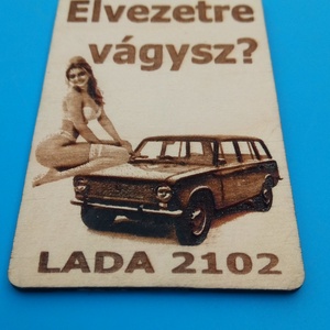LADA 2102 hűtőmágenes. Retro stílus, 70-es évek. Élvezetre vágysz? felirattal, lánnyal. - otthon & életmód - konyhafelszerelés, tálalás - konyhai dekoráció - hűtőmágnes - Meska.hu