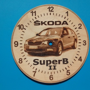 Skoda Superb II mintás gravírozott ritka falióra. Óra, Skodásnak. 2 - Meska.hu