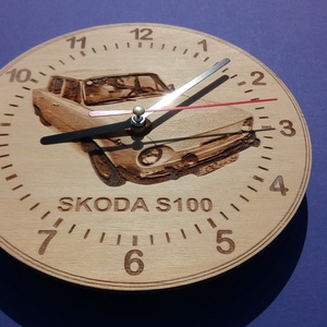 Skoda s100 mintás gravírozott ritka falióra. Óra, Skodásnak.  - otthon & életmód - dekoráció - fali és függő dekoráció - falióra & óra - Meska.hu