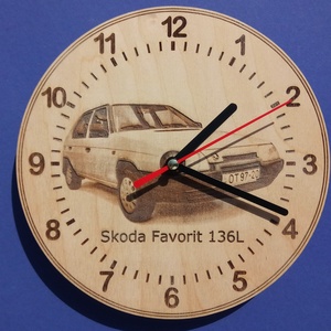 Skoda Favorit mintás gravírozott ritka falióra. Óra, Skodásnak.  - otthon & életmód - dekoráció - fali és függő dekoráció - falióra & óra - Meska.hu