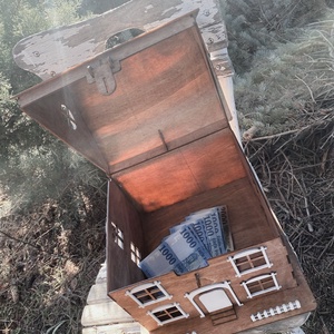 Esküvői Pénzgyűjtő Házikó - esküvő - dekoráció - helyszíni dekor - Meska.hu