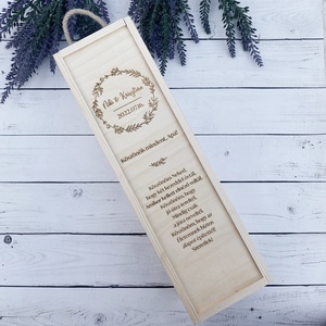 Egyedi Esküvői szülőköszöntő bortartó doboz fából koszorús - esküvő - emlék & ajándék - szülőköszöntő ajándék - Meska.hu