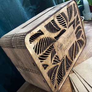 Borítékgyűjtő doboz - Levél mintás - Retró - esküvő - emlék & ajándék - nászajándék - esküvői pénzátadó doboz - Meska.hu