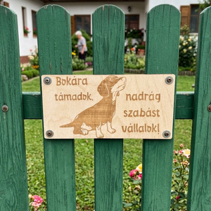 Tacskós vicces figyelmeztető tábla, Otthon & Életmód, Ház & Kert, Kutyatábla, Famegmunkálás, Játékos figyelmeztető tábla- Tacskó, MESKA