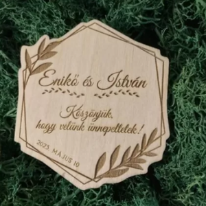 Fa köszönőajándék hatszögletű alakú - esküvő - emlék & ajándék - köszönőajándék - Meska.hu