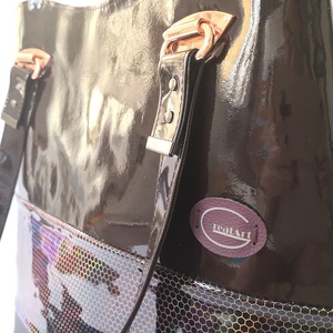 Padlizsánlila méhsejtmintás válltáska - táska & tok - kézitáska & válltáska - válltáska - Meska.hu