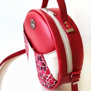 Női textilbőr kézi- és válltáska - piros körtáska - táska & tok - kézitáska & válltáska - vállon átvethető táska - Meska.hu