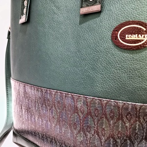 Női textilbőr designer pávatollas kézitáska és válltáska - táska & tok - kézitáska & válltáska - válltáska - Meska.hu