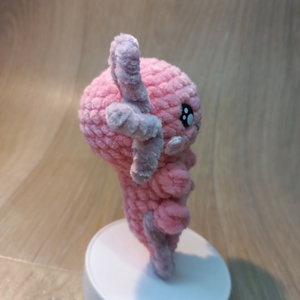 Plüss Axolotl, horgolt figura, 12 cm - játék & sport - plüssállat & játékfigura - hal - Meska.hu