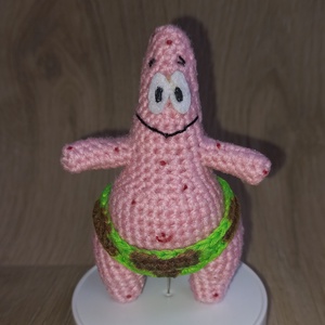 Csillag Patrik tangában, horgolt figura, 11 cm - játék & sport - plüssállat & játékfigura - plüss mesefigurák - Meska.hu