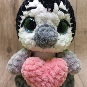 Valentin Bébi pingvin, horgolt figura, 12 cm - Meska.hu