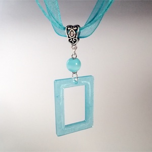 üveggyanta medál kék szalagon - ékszer - nyaklánc - medál - Meska.hu