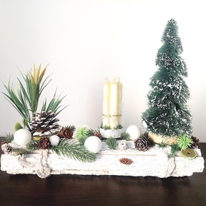 Különleges ünnepi asztaldísz...a zöld-fehér színvilág kedvelőinek !  - karácsony - adventi díszek - adventi gyertyadíszek és koszorúdíszek - Meska.hu