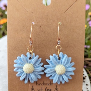 Kis Kékvirág fülbevaló , Ékszer, Fülbevaló, Lógó fülbevaló, Ékszerkészítés, Gyurma, MESKA