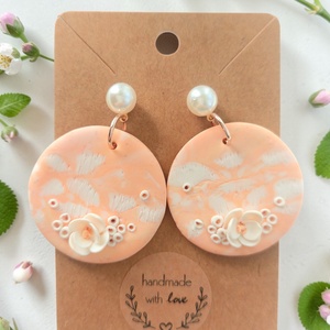 Barack-virágos elegancia fülbevaló , Ékszer, Fülbevaló, Lógós kerek fülbevaló, Ékszerkészítés, Gyurma, MESKA