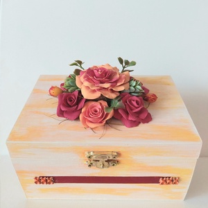 Ékszerdoboz, agyagvirágokkal díszítve ! - ékszer - ékszertartó - ékszerdoboz - Meska.hu