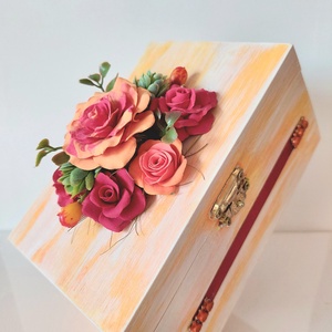 Ékszerdoboz, agyagvirágokkal díszítve ! - ékszer - ékszertartó - ékszerdoboz - Meska.hu