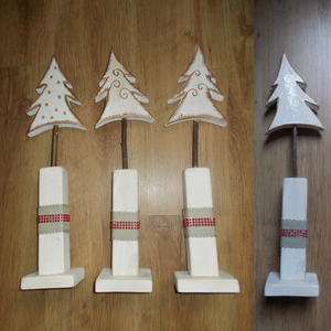 Talpas fehér fenyő arany szegéllyel - karácsony - karácsonyi lakásdekoráció - karácsonyi lakásdíszek - Meska.hu