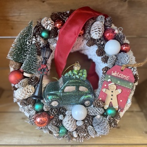 Karácsonyi kisautós adventi kopogtató - Meska.hu