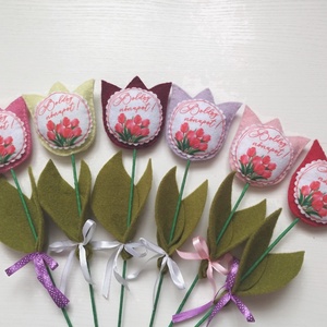 Nőnapra 6 darabos filc tulipán - otthon & életmód - dekoráció - Meska.hu