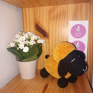 Fekete bárány, amigurumi játékfigura - játék & sport - plüssállat & játékfigura - plüss bárány - Meska.hu