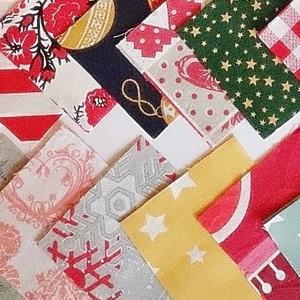 100 db Karácsony patchwork 8x8 cm pamutvászon csomag K1 - kellékek & szerszámok - méteráru - anyagcsomag - Meska.hu