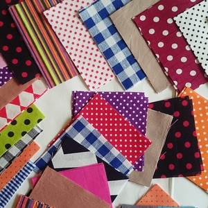 100 db Színek-formák patchwork 10x10 8x8 cm pamutvászon csomag  - kellékek & szerszámok - méteráru - anyagcsomag - Meska.hu