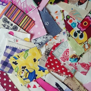 100 db Lány patchwork 10x10 8x8 cm pamutvászon csomag  - kellékek & szerszámok - méteráru - anyagcsomag - Meska.hu