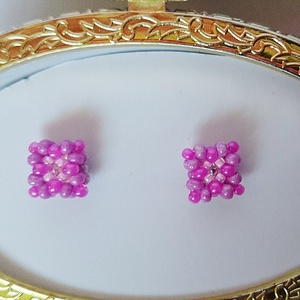 Pink rózsaszín beszúrós gyöngy fülbevaló  - ékszer - fülbevaló - pötty fülbevaló - Meska.hu