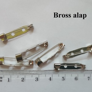 10 db Bross kitűző alap fém ezüst színű , Kellékek & szerszámok, Ékszerkellék, Kitűző alap, , MESKA