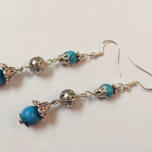 Kék howlit lógós fülbevaló ezüst díszekkel - ékszer - fülbevaló - lógó fülbevaló - Meska.hu Kék howlit lógós fülbevaló ezüst díszekkel - ékszer - fülbevaló - lógó fülbevaló - Meska.hu