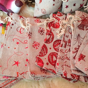 Színjátszó mintás adventi kalendárium naptár zsák 24 db  - karácsony - adventi díszek - adventi naptár - Meska.hu Színjátszó mintás adventi kalendárium naptár zsák 24 db  - karácsony - adventi díszek - adventi naptár - Meska.hu