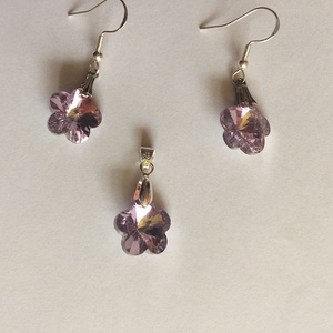 Rózsaszín virág kristályos fülbevaló 925 jelzett ezüst szerelékkel - ékszer - ékszerszett - Meska.hu