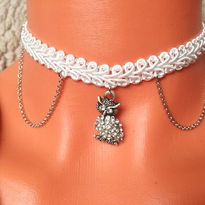 Fehér csipke choker nyakpánt nyakék köves bagoly medál - ékszer - nyaklánc - medálos nyaklánc - Meska.hu