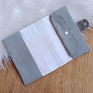 Kártyatartós egészségügyi kiskönyv borító - otthon & életmód - papír, írószer - egészségügyi kiskönyv borító - Meska.hu