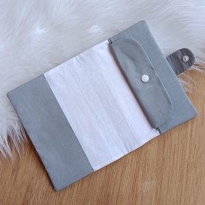 Kártyatartós egészségügyi kiskönyv borító - otthon & életmód - papír, írószer - egészségügyi kiskönyv borító - Meska.hu