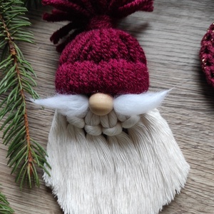 Horgolt karácsonyfadísz szett bordó-natúr színben - karácsony - karácsonyi lakásdekoráció - karácsonyfadíszek - Meska.hu