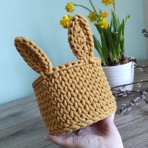 Horgolt nyuszifüles kosár (okker színben) - otthon & életmód - tárolás & rendszerezés - tárolókosár - Meska.hu